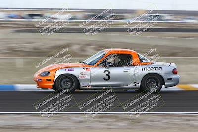 media/Jan-25-2025-CalClub SCCA (Sat) [[03c98a249e]]/Race 4/